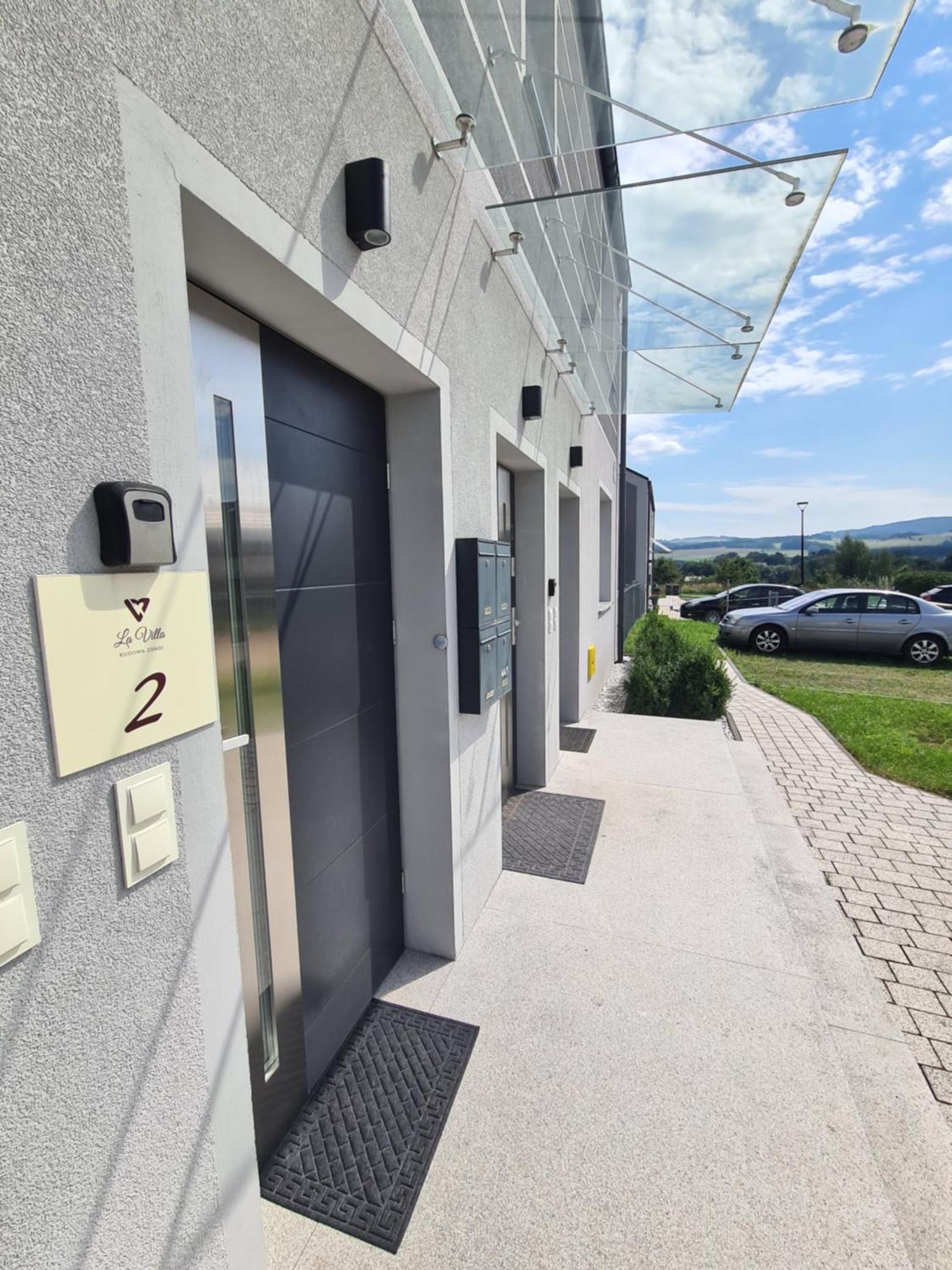 Apartamenty "La Villa" Superior II Z Dwoma Sypialniami, Balkonem, Parkingiem, Blisko Centrum Kudowa-Zdrój Extérieur photo